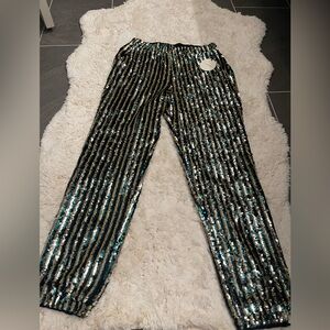 Tulorosa Never Worn with Tags sparkle joggers size S ( green black gold Sequins)